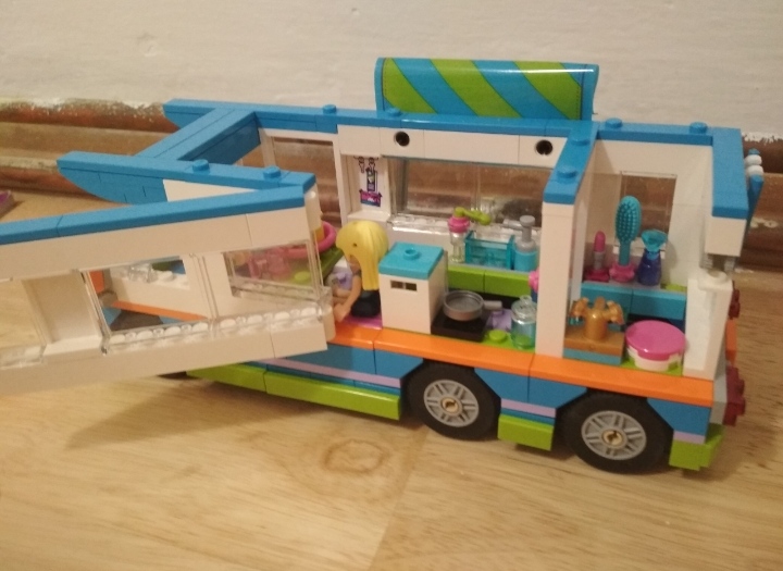 Lego karavan
